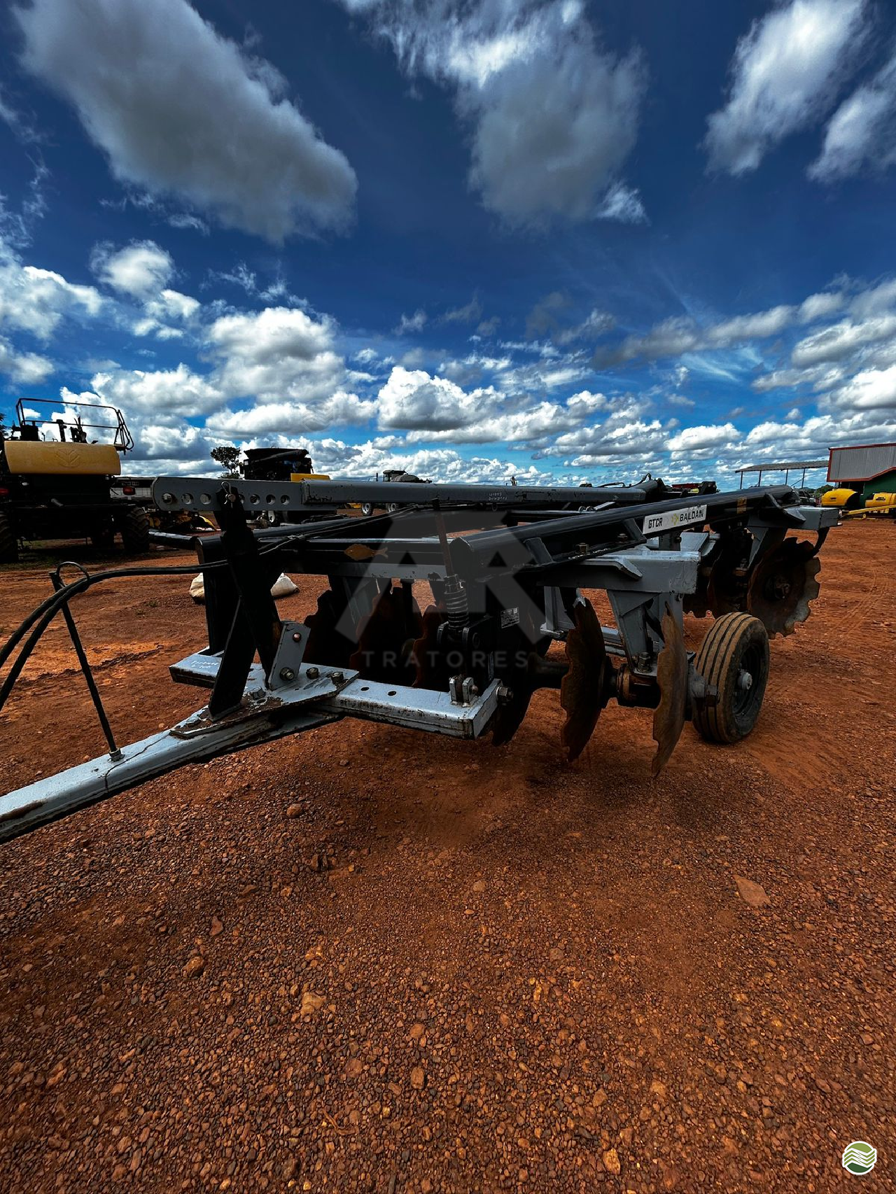 IMPLEMENTOS AGRICOLAS GRADE ARADORA ARADORA 12 DISCOS ATR Tratores PALMAS TOCANTINS TO